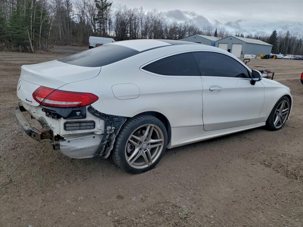 2017 Mercedes-Benz C 300 4Matic - zdjęcie 3
