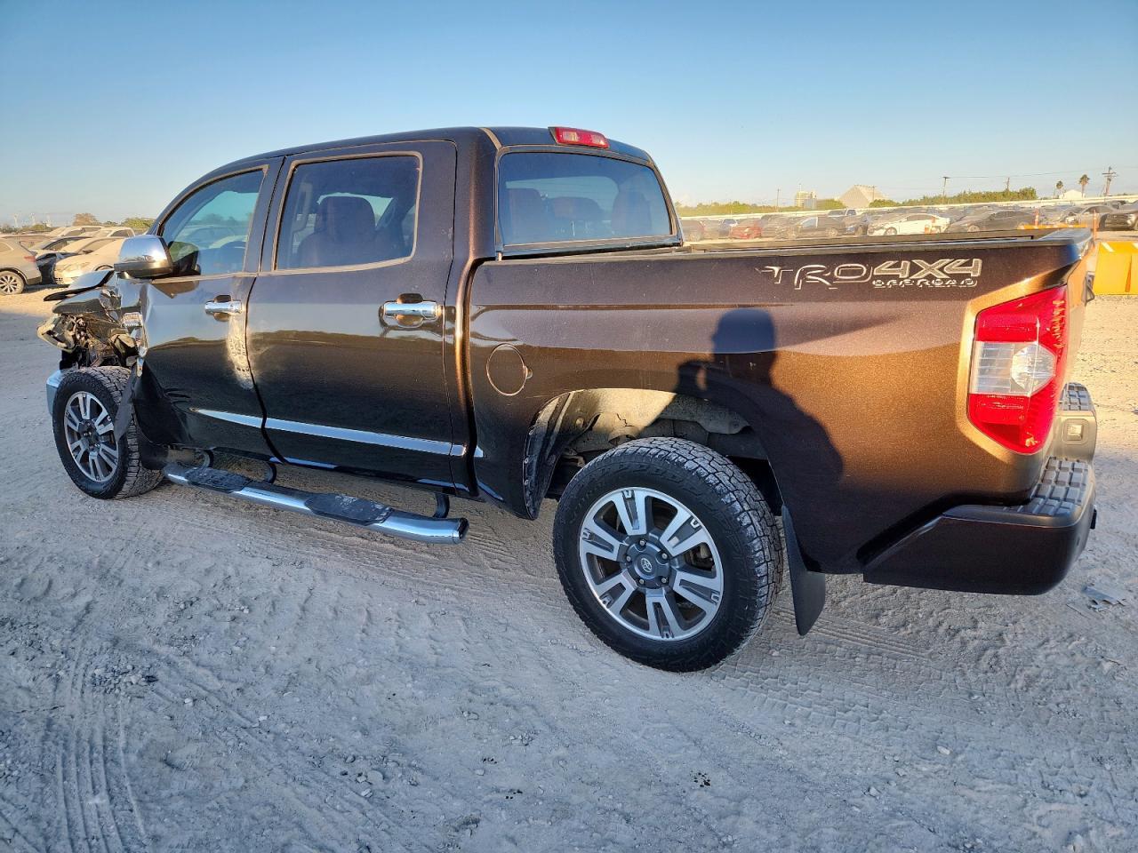 2019 Toyota Tundra - zdjęcie 2