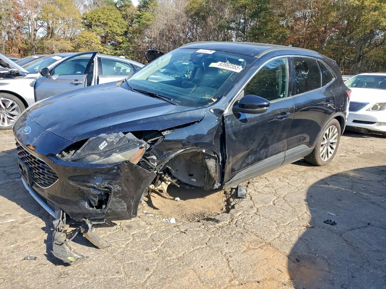 2020 Ford Escape - zdjęcie główne