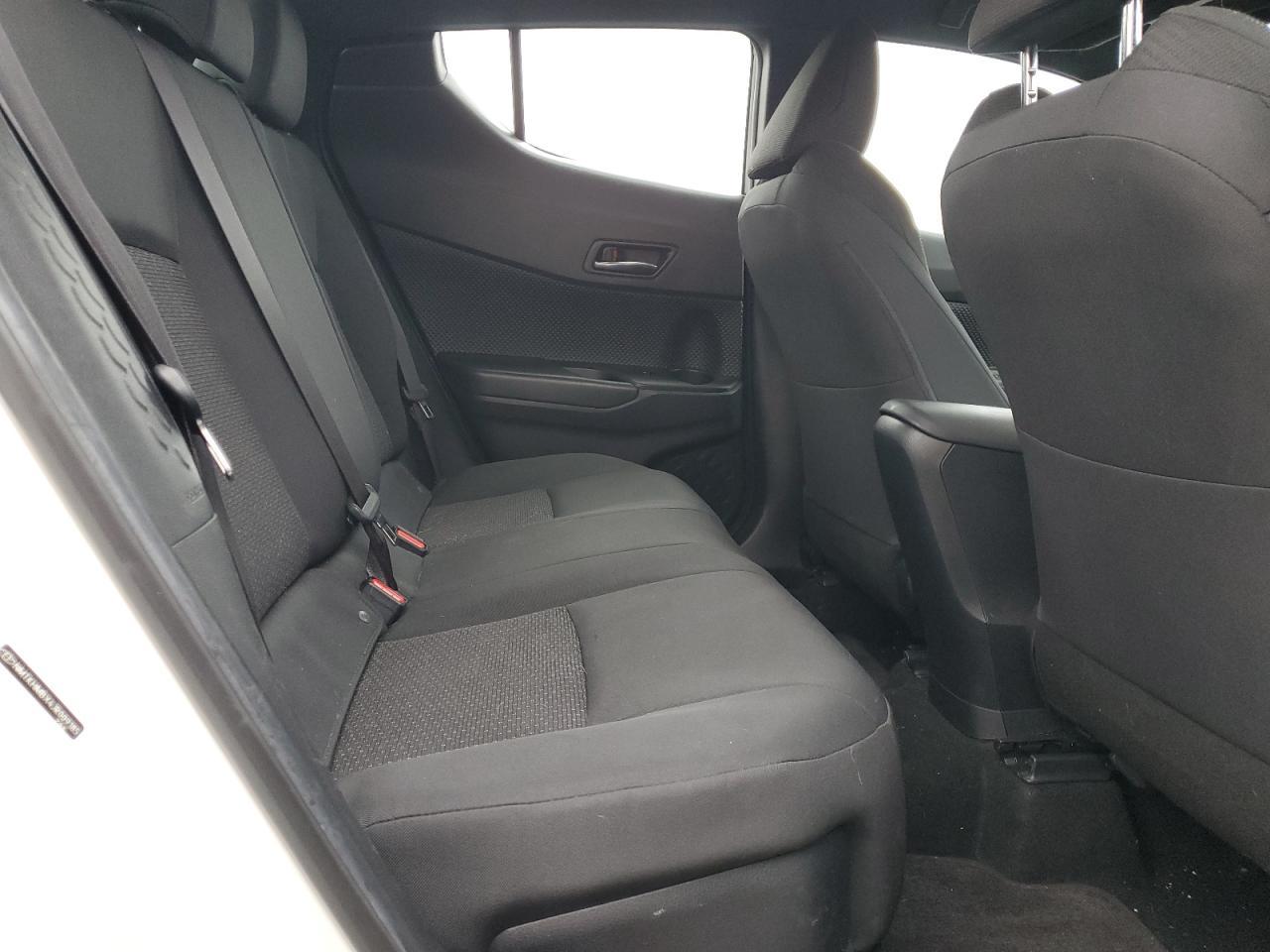 2018 Toyota C-HR - zdjęcie 10