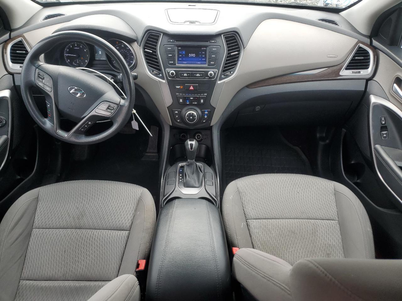 2017 Hyundai Santa Fe - zdjęcie 8