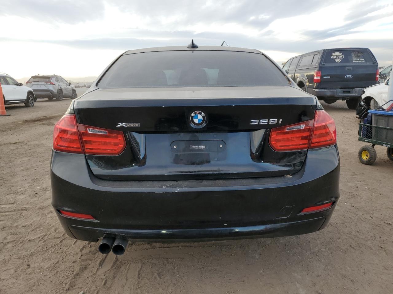 2013 BMW 328 Xi - zdjęcie 6