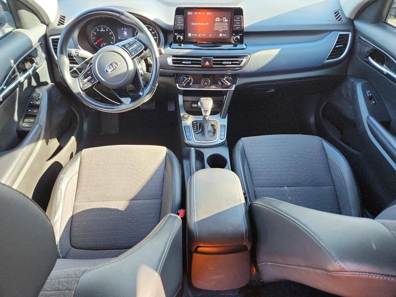 2021 Kia Seltos - zdjęcie 8
