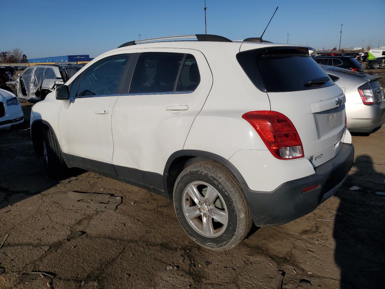 2016 Chevrolet Trax - zdjęcie 2