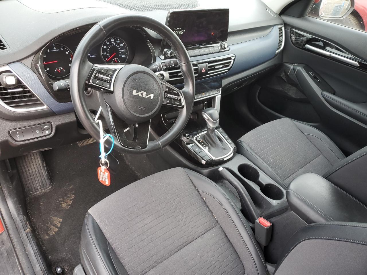 2023 Kia Seltos S - zdjęcie 8