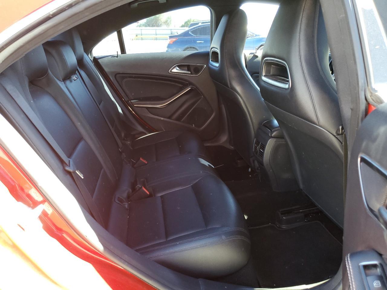 2014 Mercedes-Benz Cla 250 - zdjęcie 10
