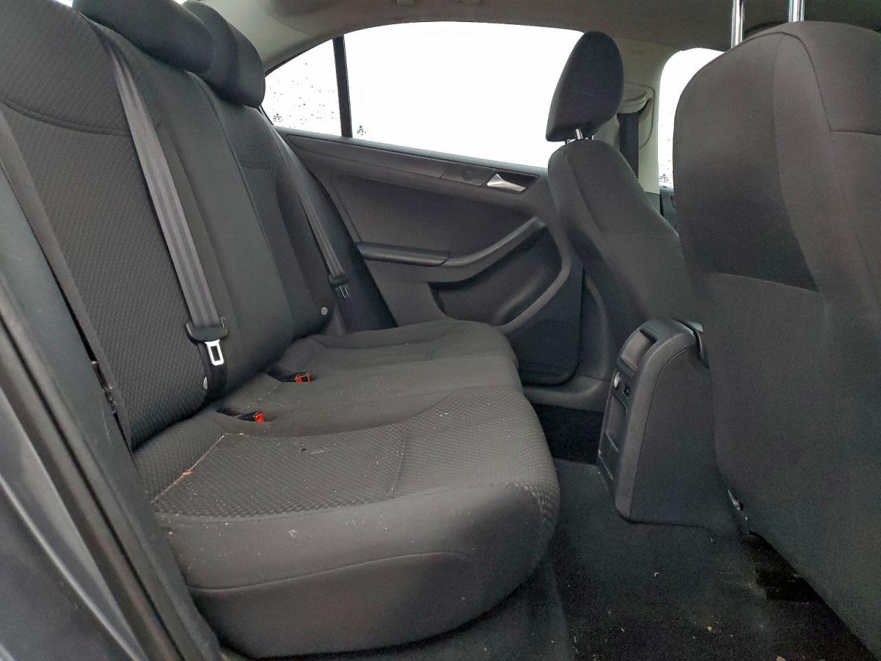 2013 Volkswagen Jetta - zdjęcie 10