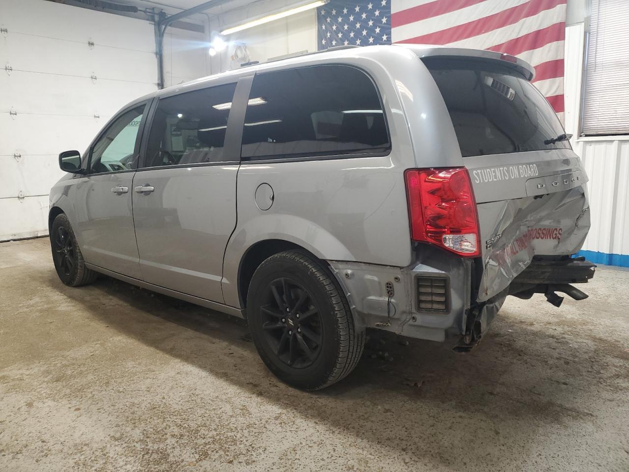 2019 Dodge Grand Caravan Gt - zdjęcie 2