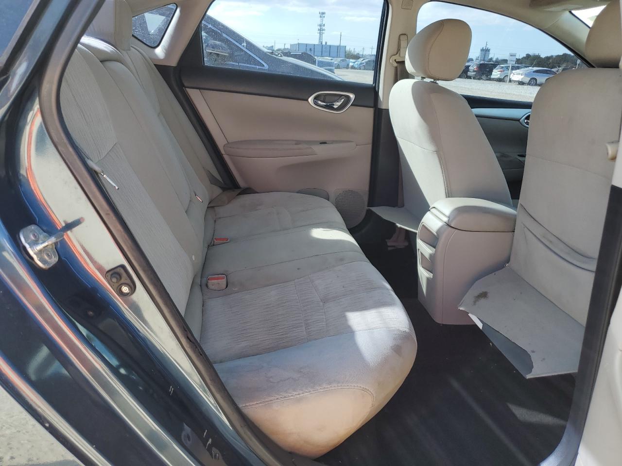 2015 Nissan Sentra - zdjęcie 10