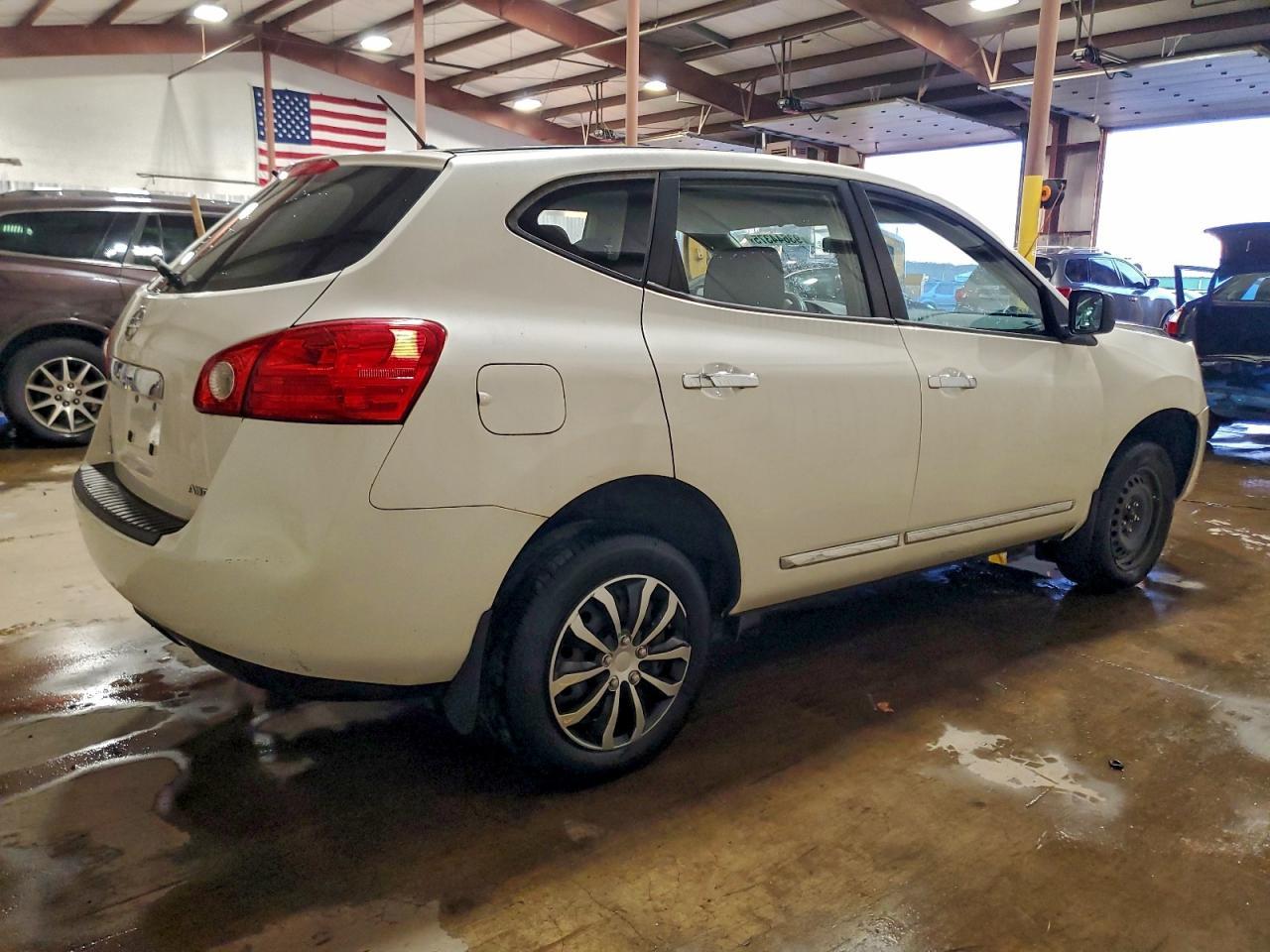 2014 Nissan Rogue - zdjęcie 3