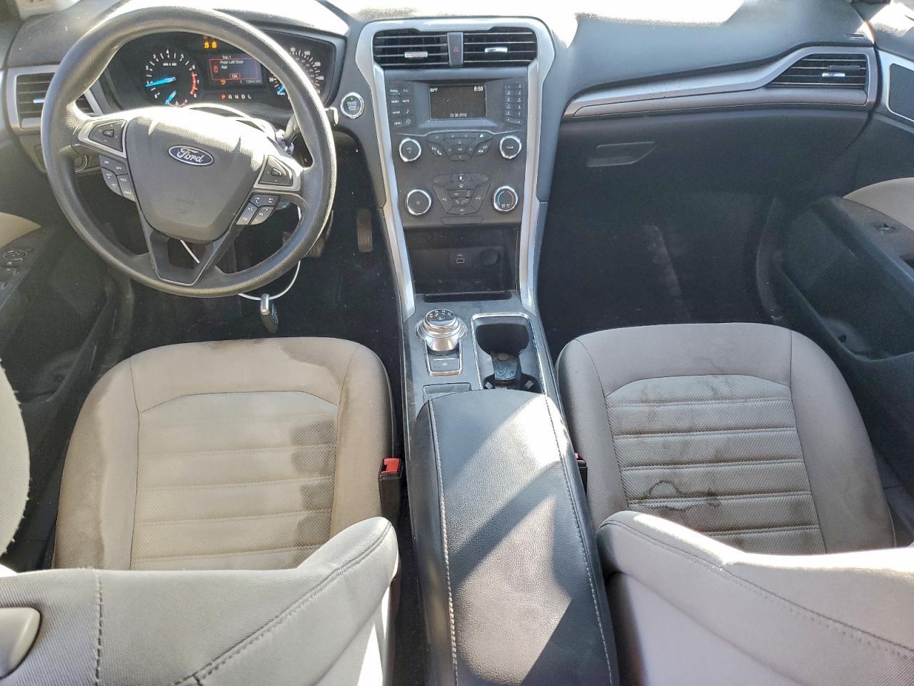 2019 Ford Fusion - zdjęcie 8