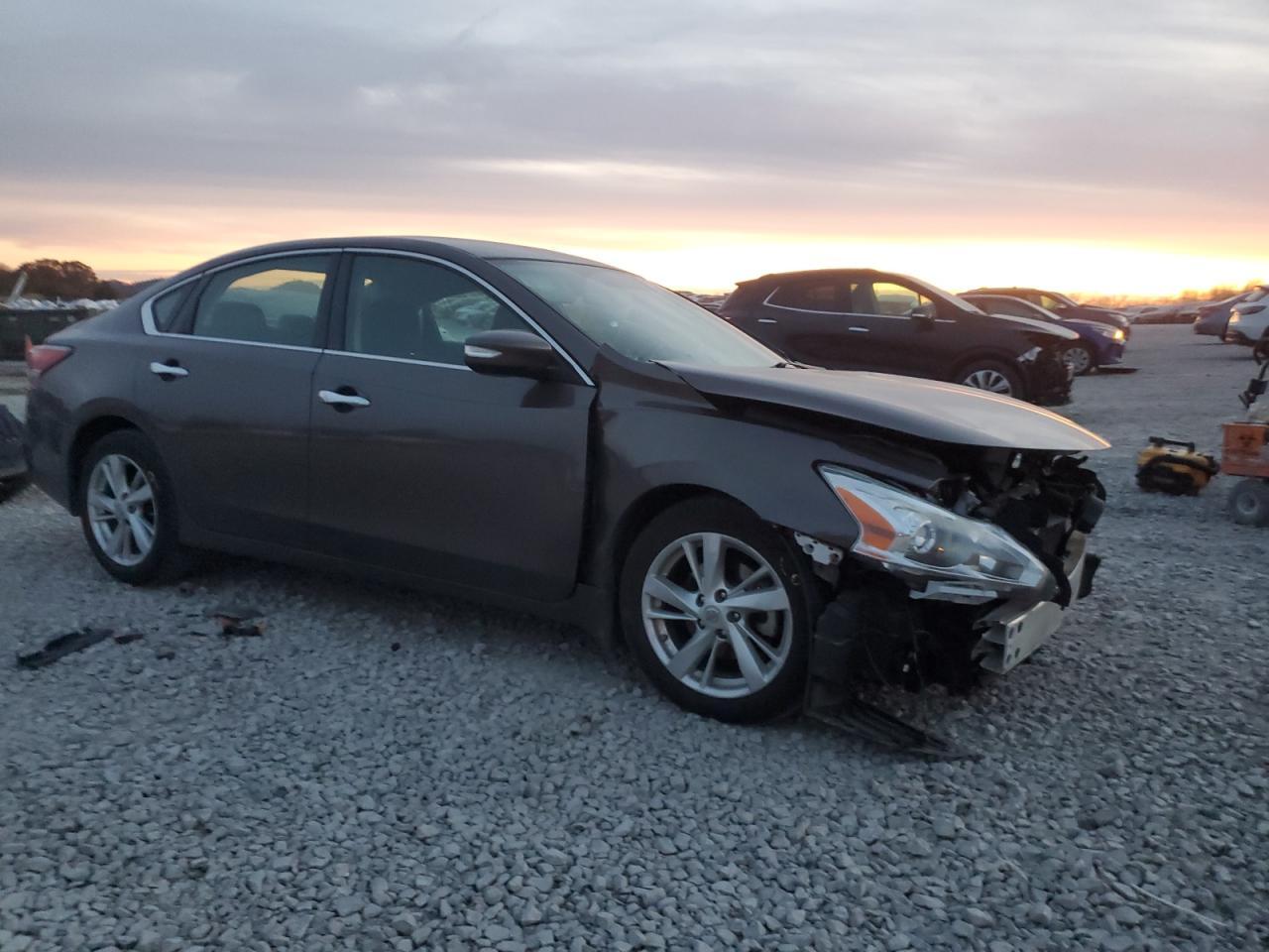 2015 Nissan Altima - zdjęcie 4