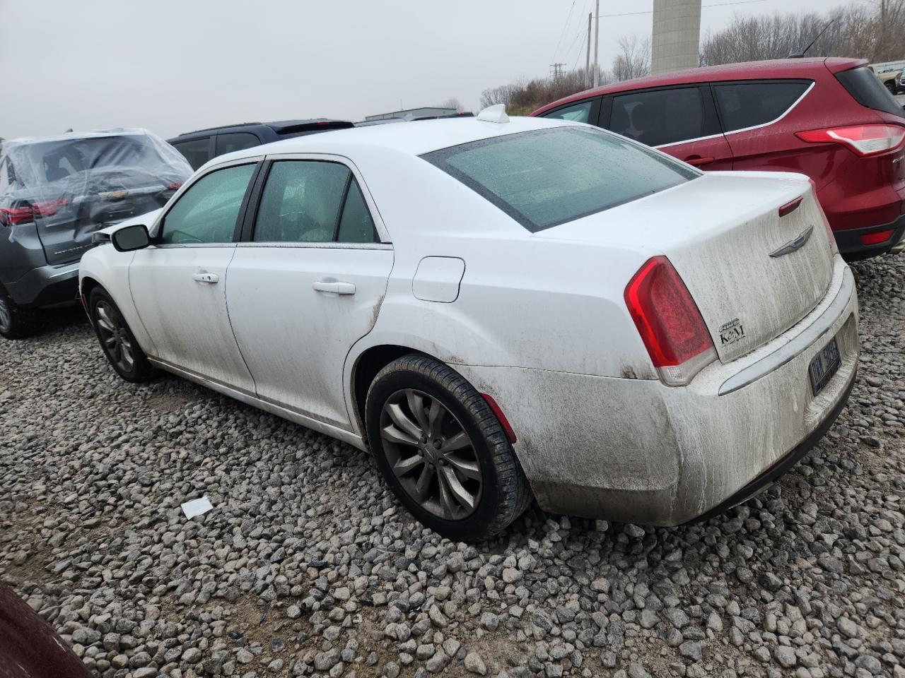 2017 Chrysler 300 - zdjęcie 2