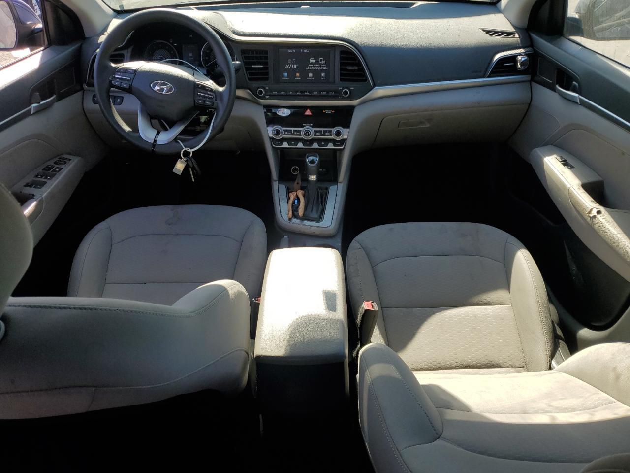 2020 Hyundai Elantra Sel - zdjęcie 8