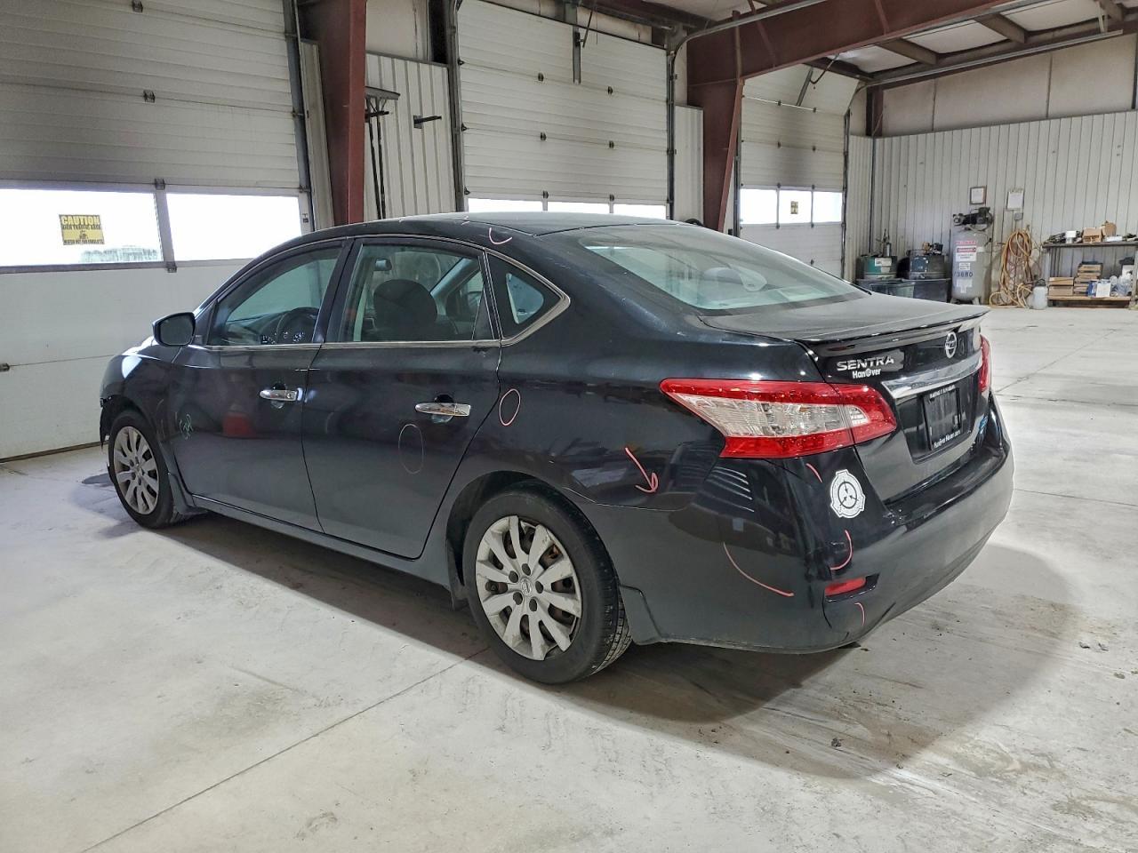 2013 Nissan Sentra - zdjęcie 2