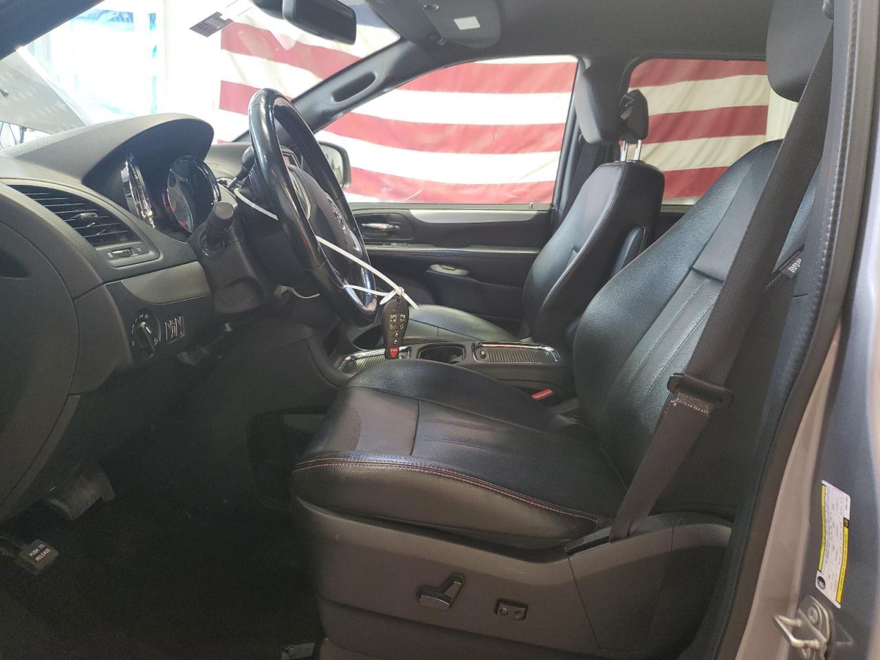 2019 Dodge Grand Caravan Gt - zdjęcie 7