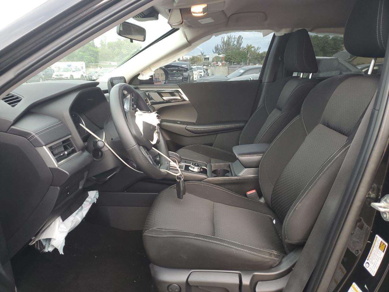 2022 Mitsubishi Outlander Es - zdjęcie 7