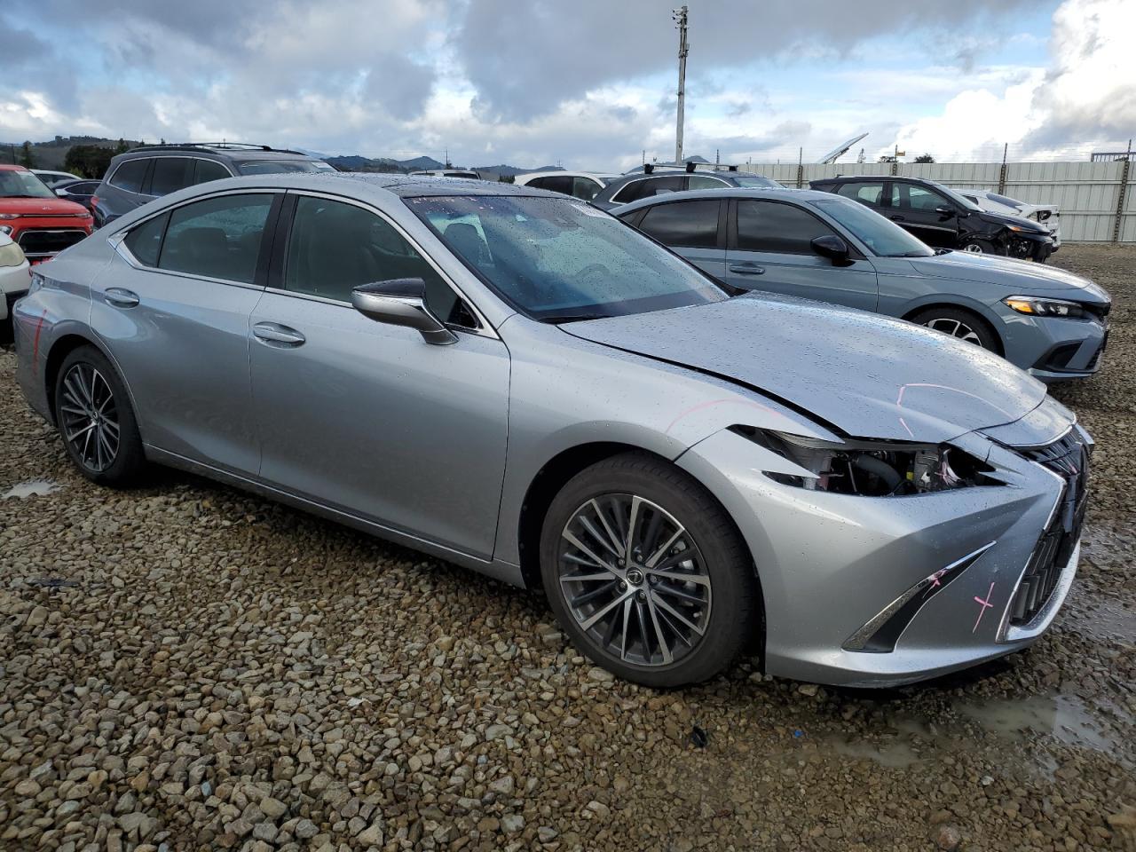 2025 Lexus ES - zdjęcie 4