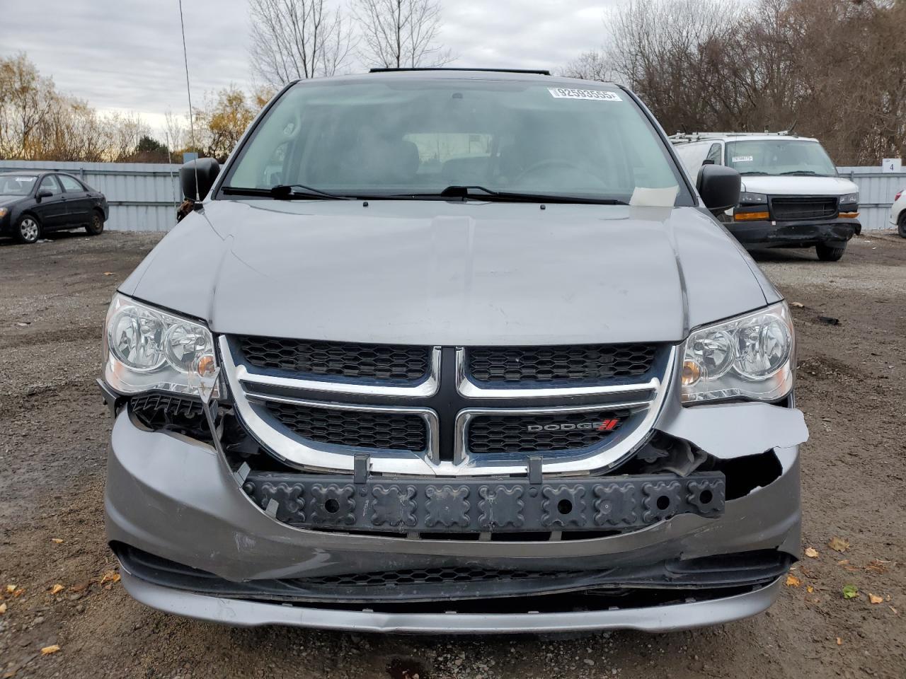 2016 Dodge Caravan - zdjęcie 5