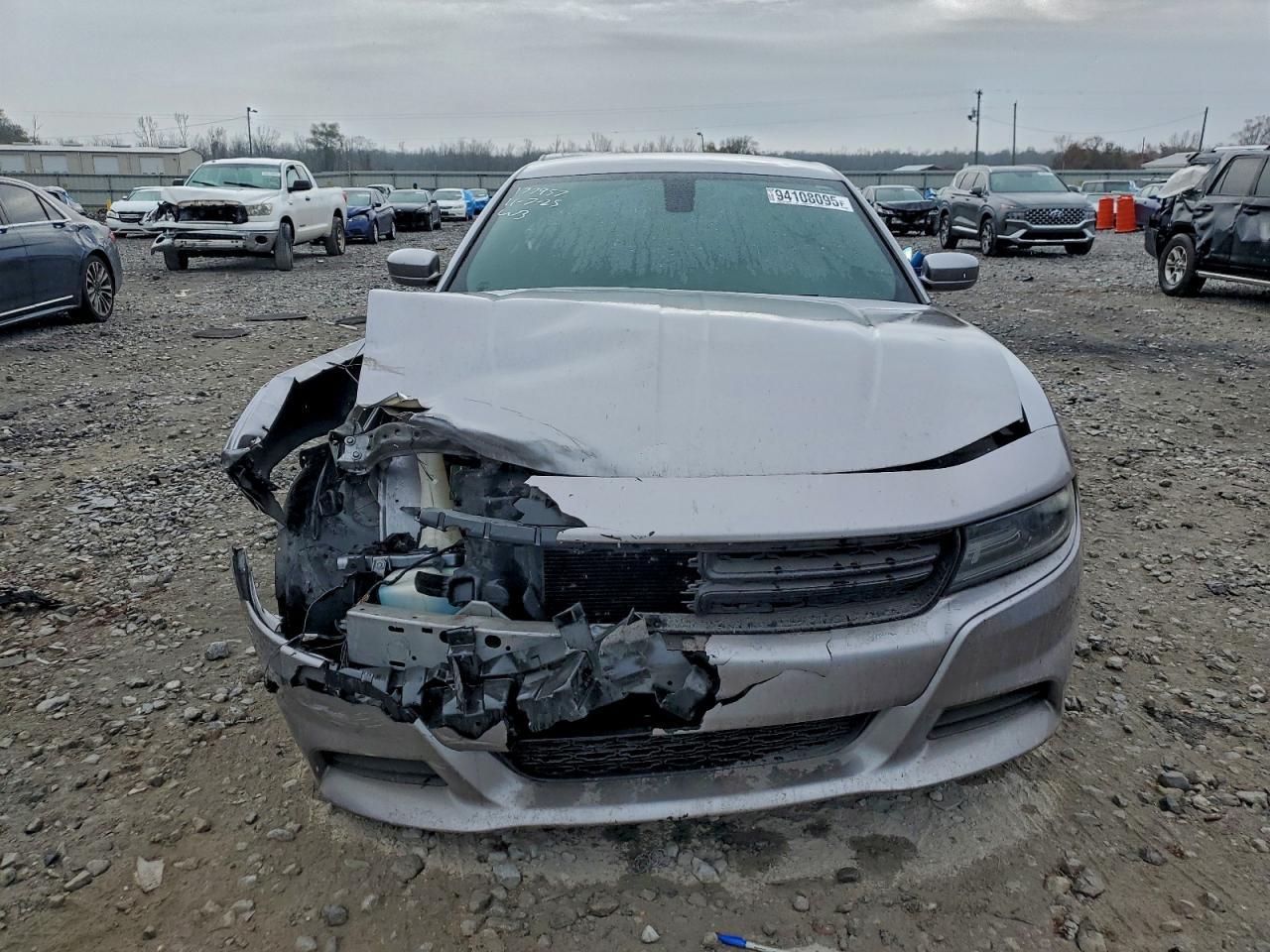 2015 Dodge Charger Sxt - zdjęcie 5