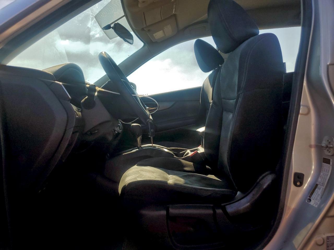 2014 Nissan Rogue - zdjęcie 7
