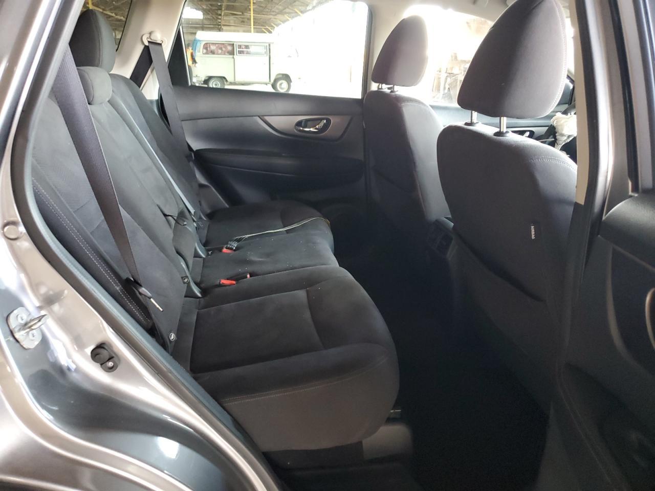 2015 Nissan Rogue - zdjęcie 11