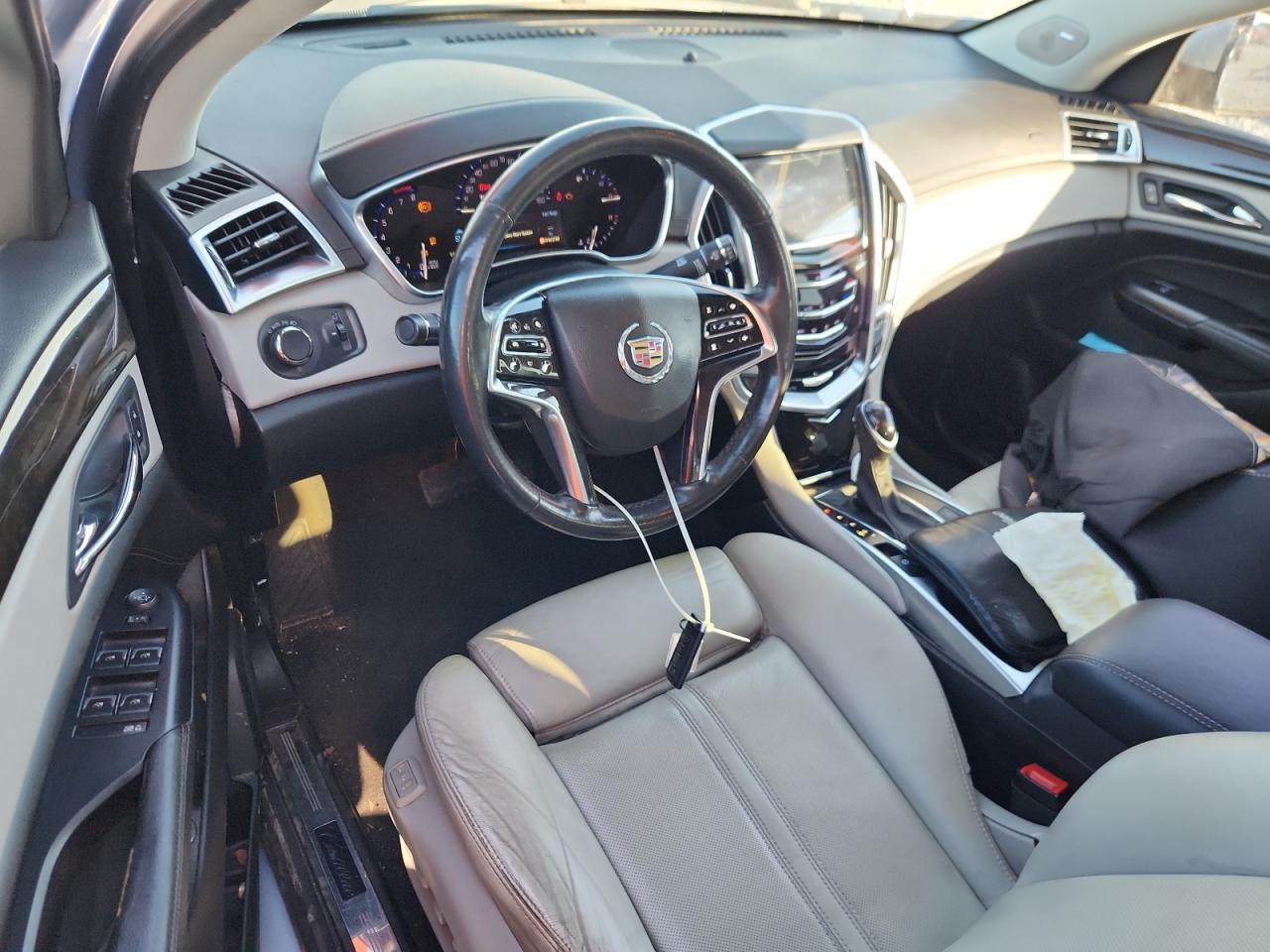 2014 Cadillac SRX - zdjęcie 8