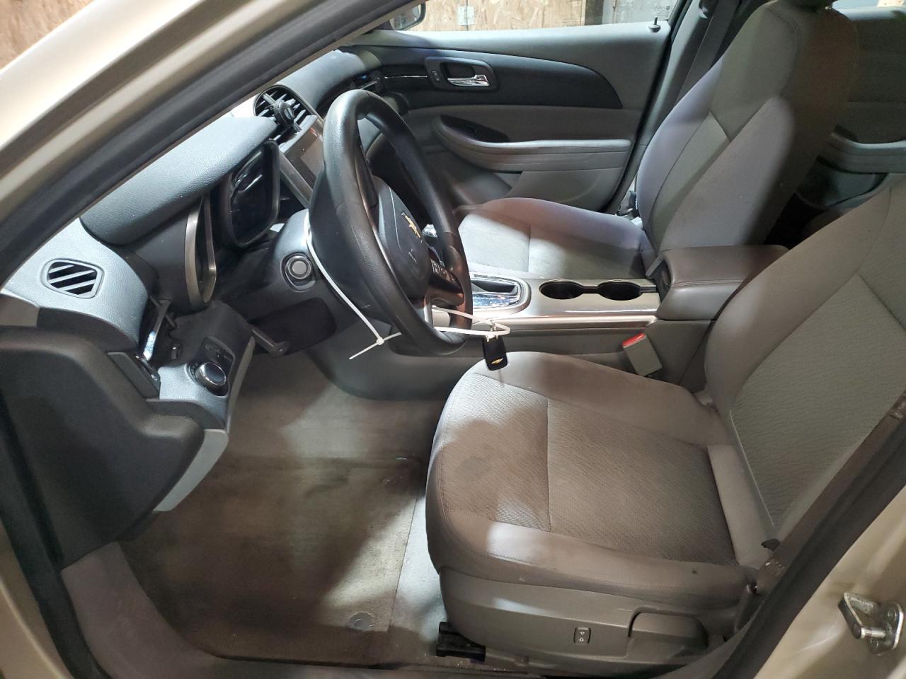 2013 Chevrolet Malibu Ls - zdjęcie 7