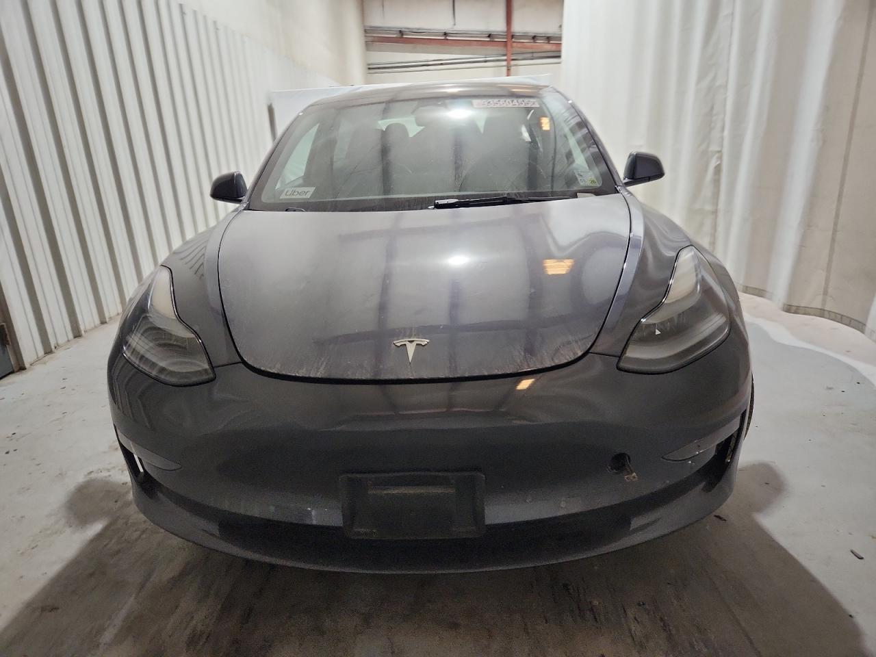 2022 Tesla Model 3 - zdjęcie 5