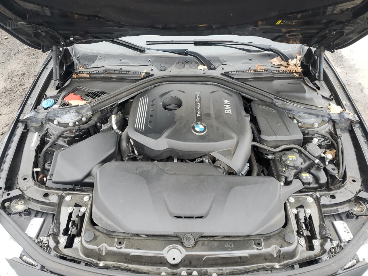 2018 BMW 330 Xi - zdjęcie 11