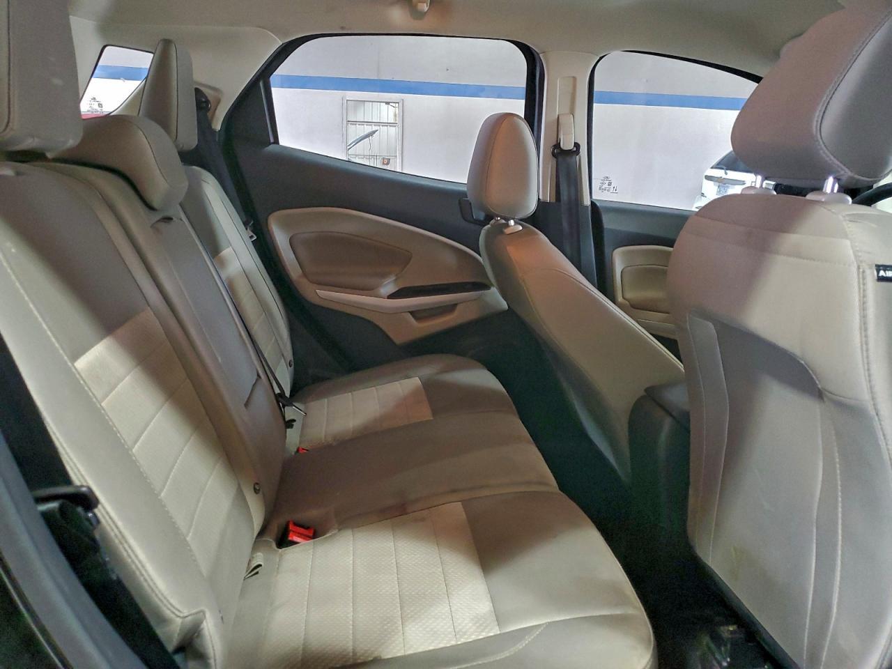 2022 Ford EcoSport - zdjęcie 11