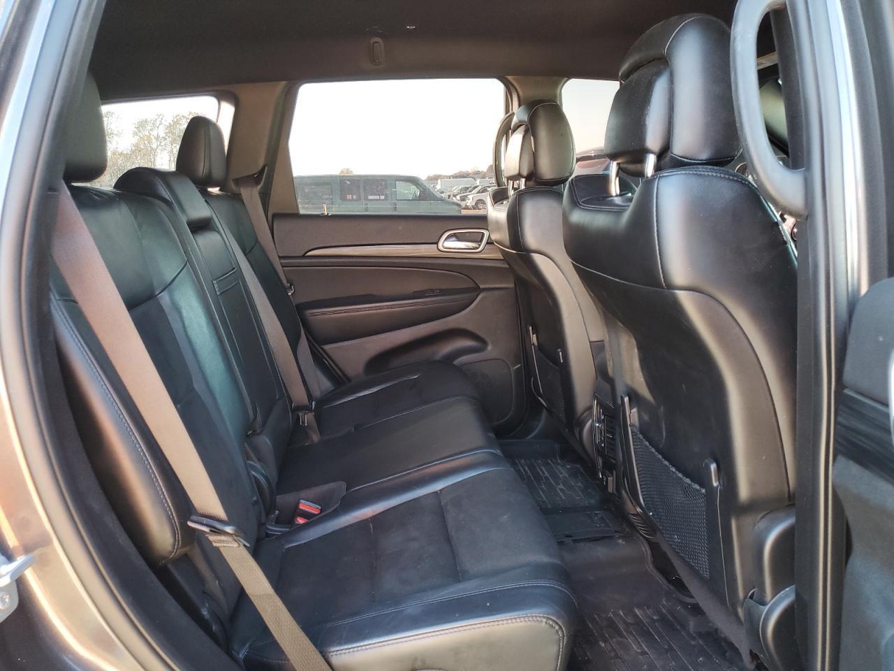 2021 Jeep Grand Cherokee Laredo - zdjęcie 11