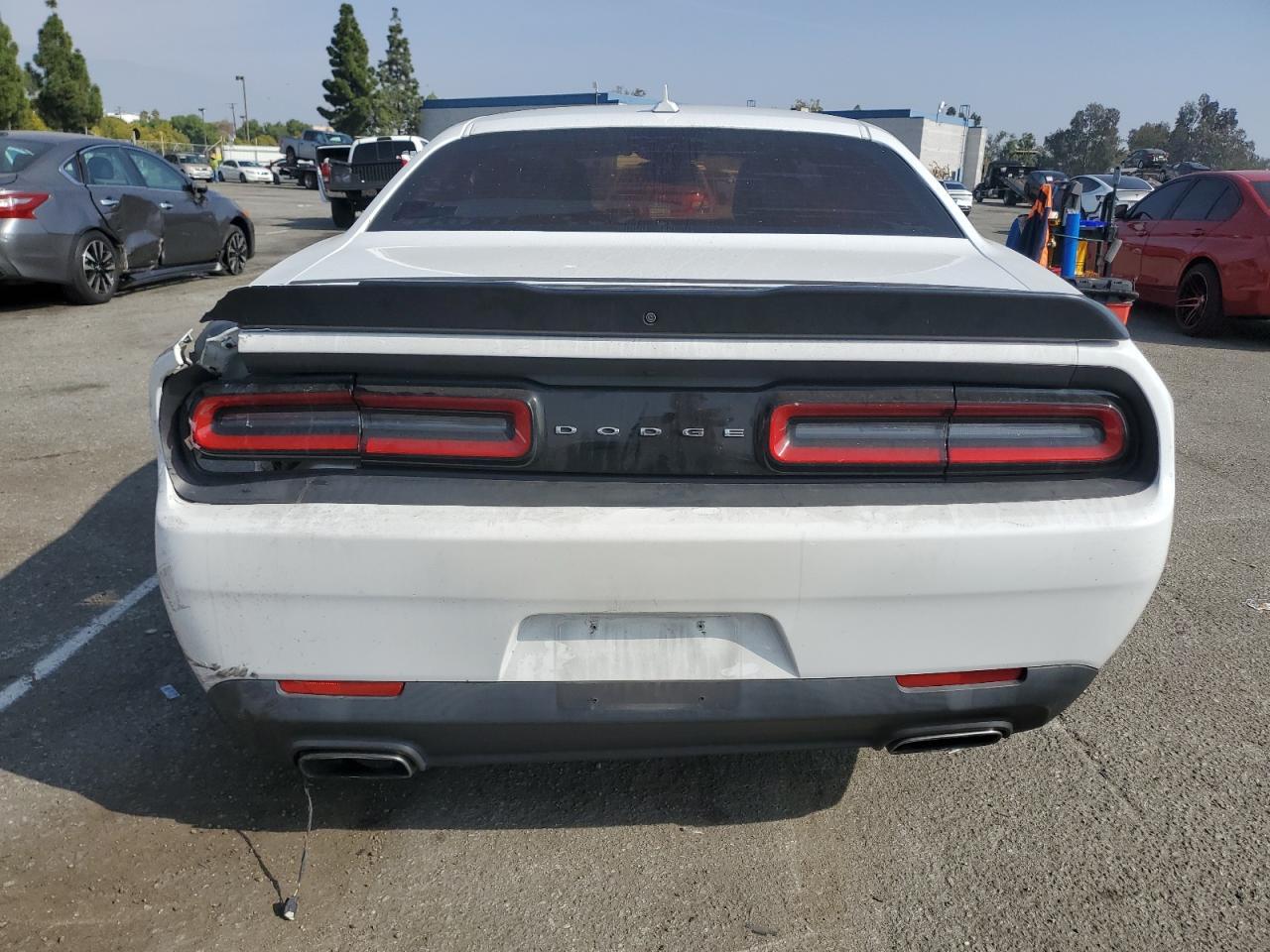 2017 Dodge Challenger - zdjęcie 6