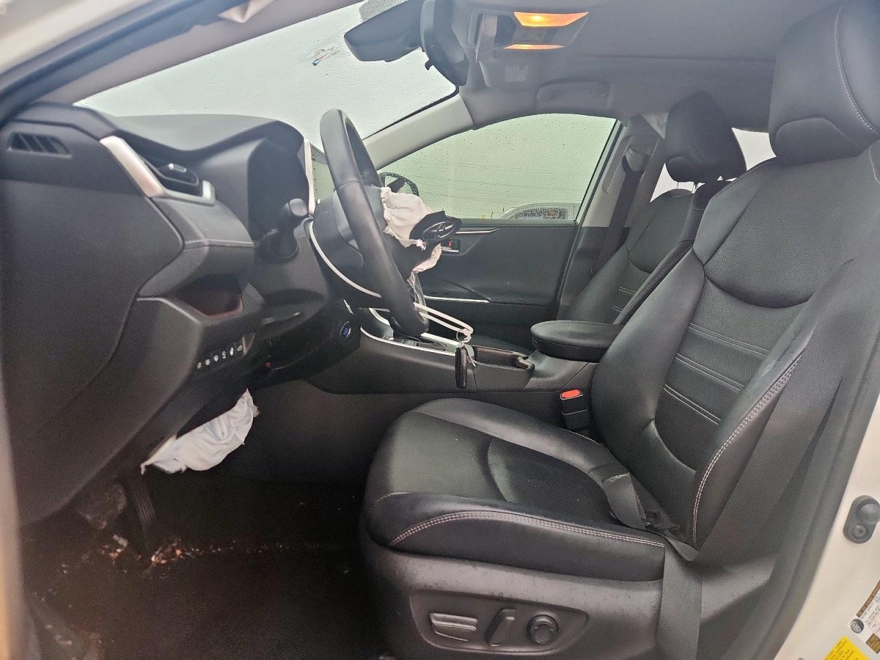 2020 Toyota RAV 4 - zdjęcie 7