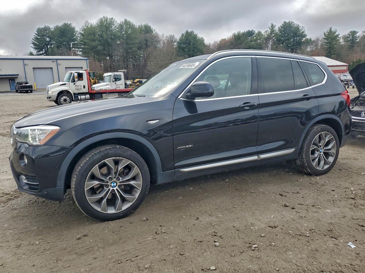 2017 BMW X3 - zdjęcie główne