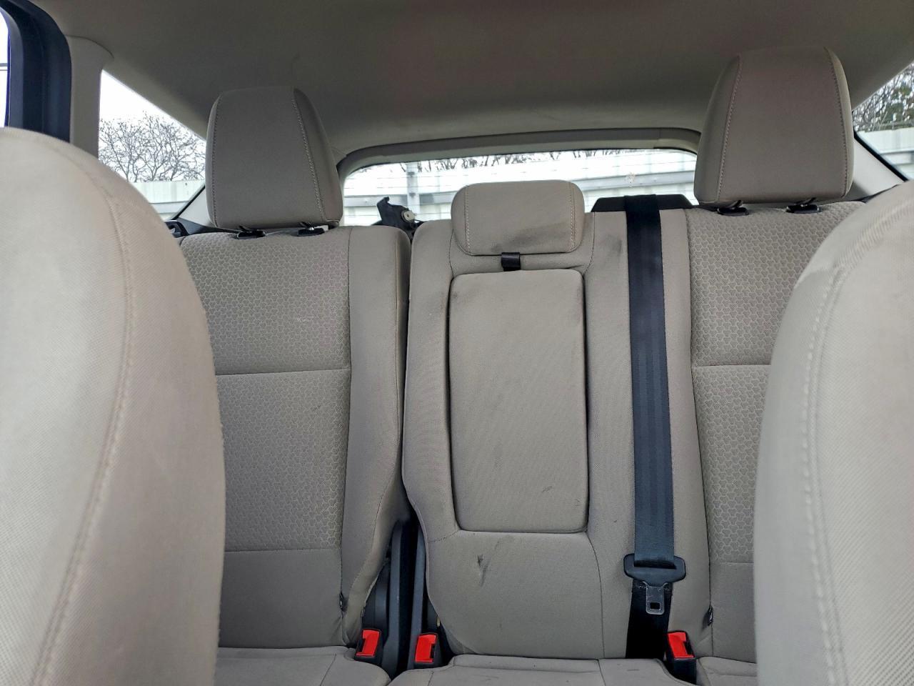 2019 Ford Escape - zdjęcie 10