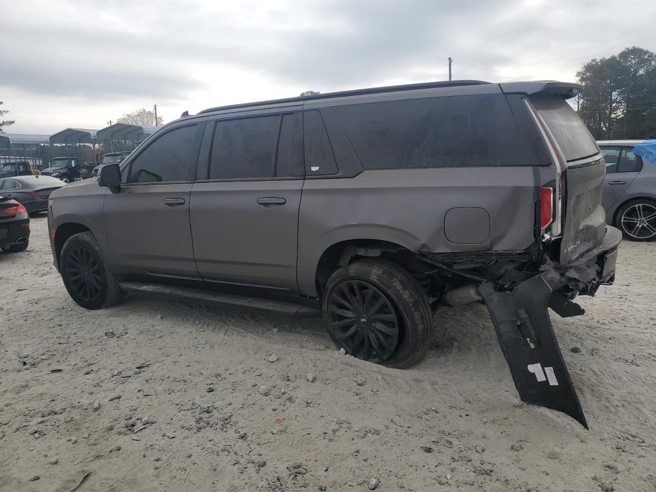 2022 Cadillac Escalade Esv Luxury - zdjęcie 2