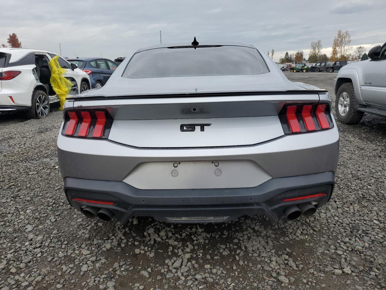 2024 Ford Mustang Gt - zdjęcie 6