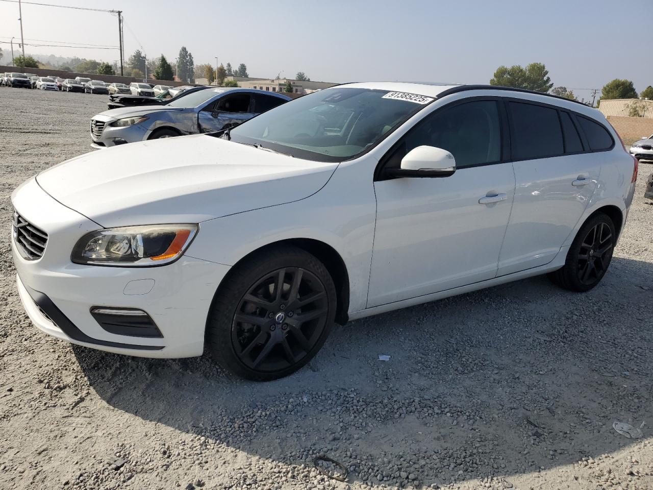 2018 Volvo V60 T5 Dynamic - zdjęcie główne