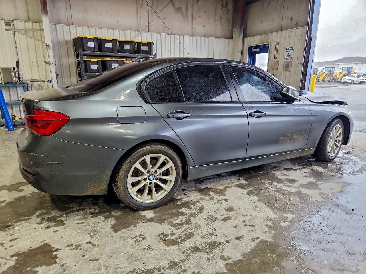 BMW Seria 3 - zdjęcie 3