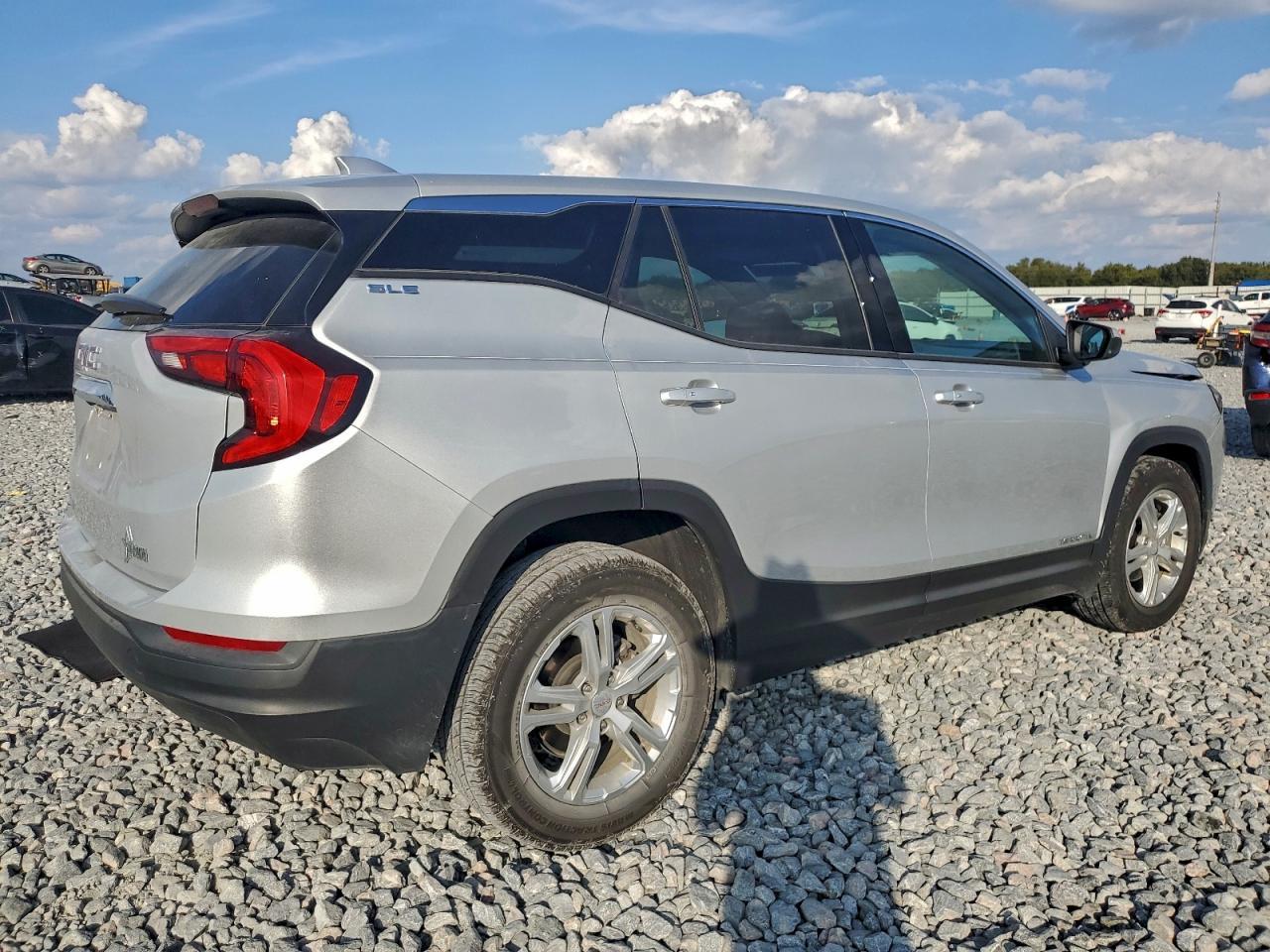 2018 GMC Terrain - zdjęcie 3