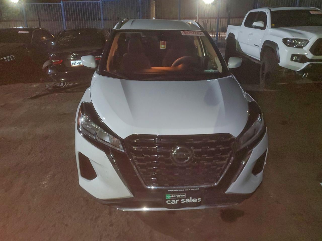 2021 Nissan Kicks - zdjęcie 5