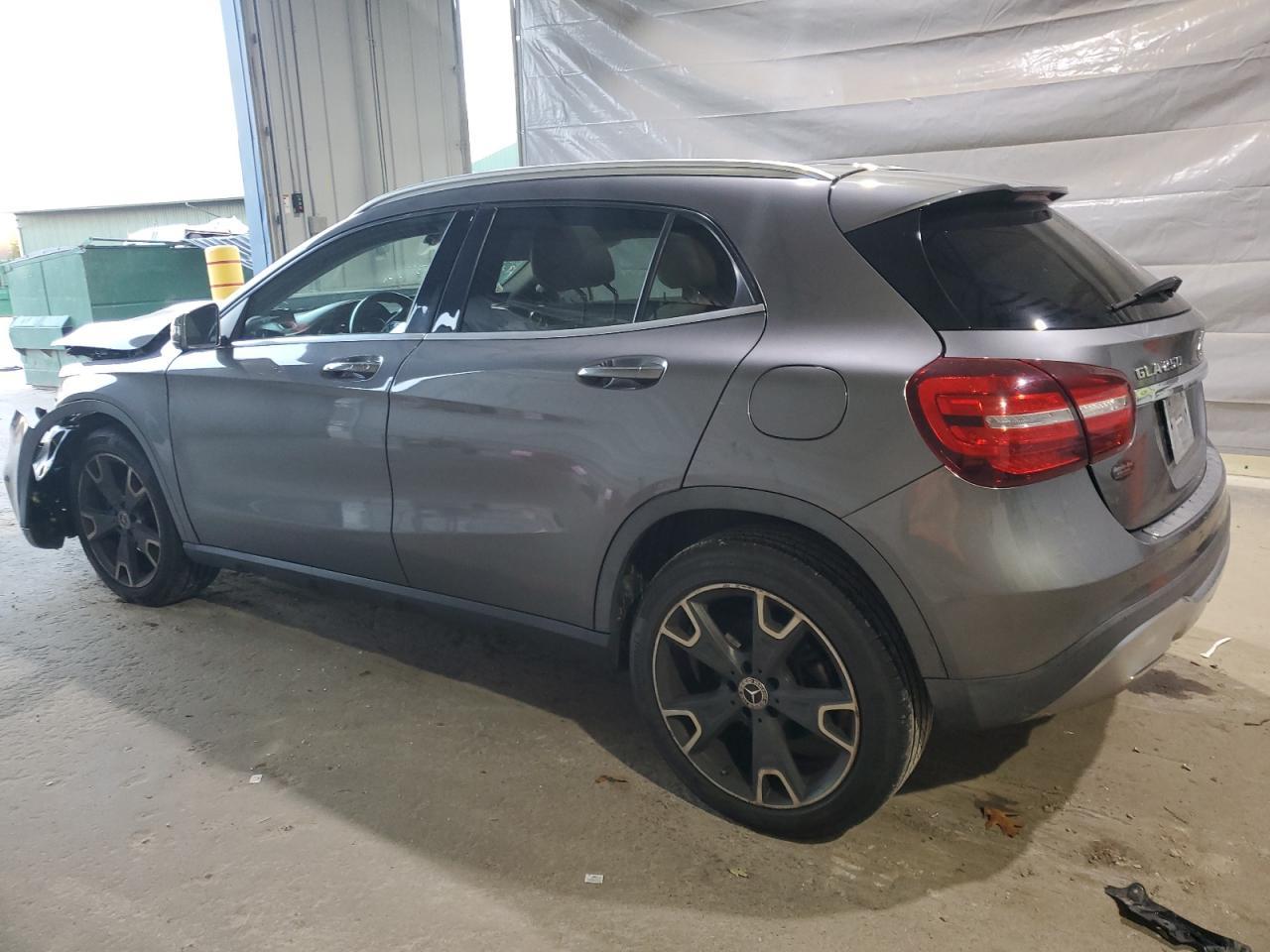 2019 Mercedes-Benz Gla 250 4Matic - zdjęcie 2