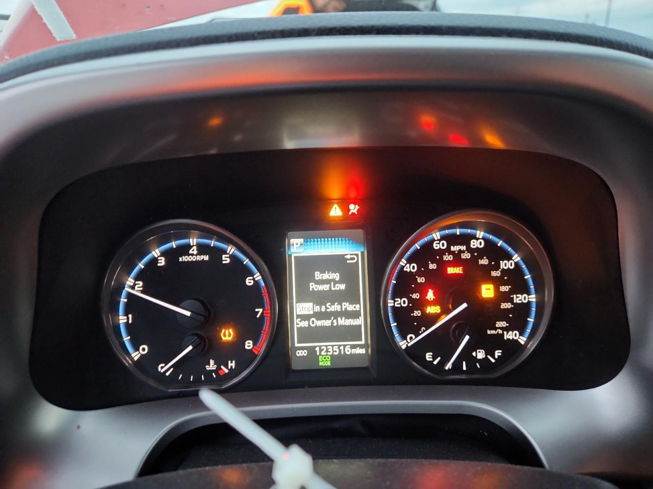 2017 Toyota RAV 4 - zdjęcie 9