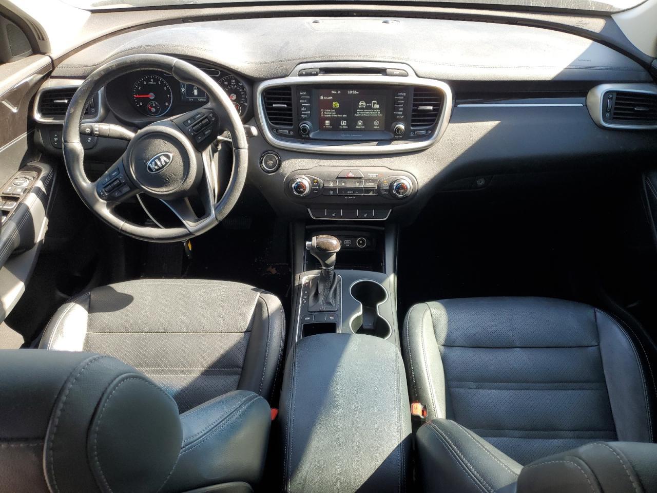 2017 Kia Sorento - zdjęcie 8
