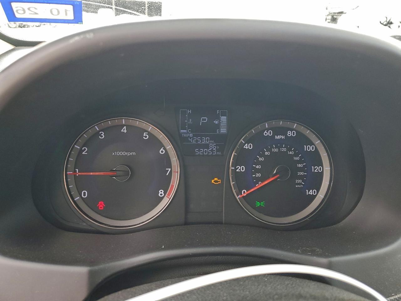 2016 Hyundai Accent - zdjęcie 9