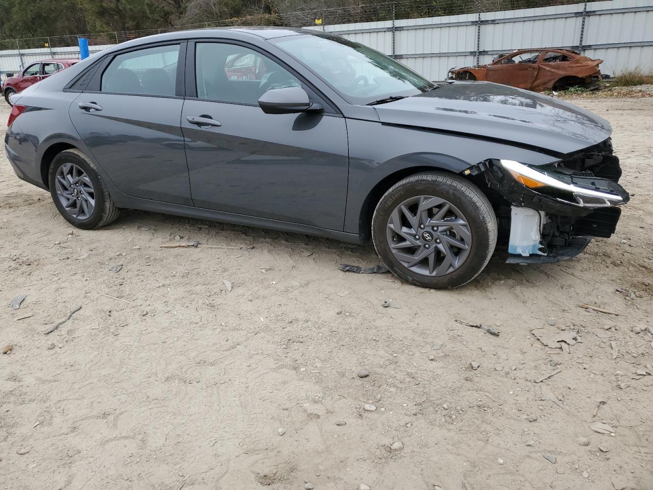 2024 Hyundai Elantra Sel - zdjęcie 4