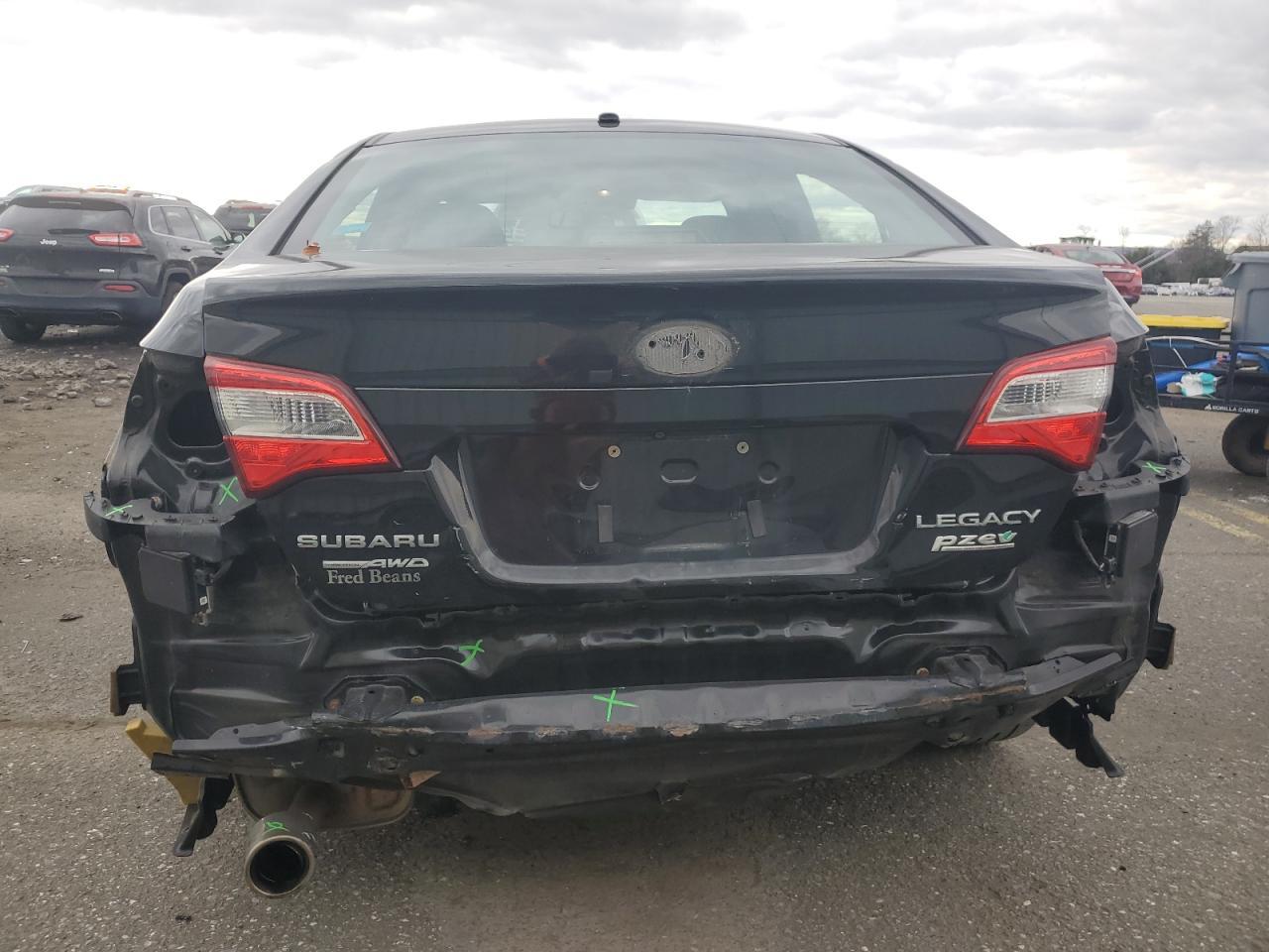 2015 Subaru Legacy - zdjęcie 6