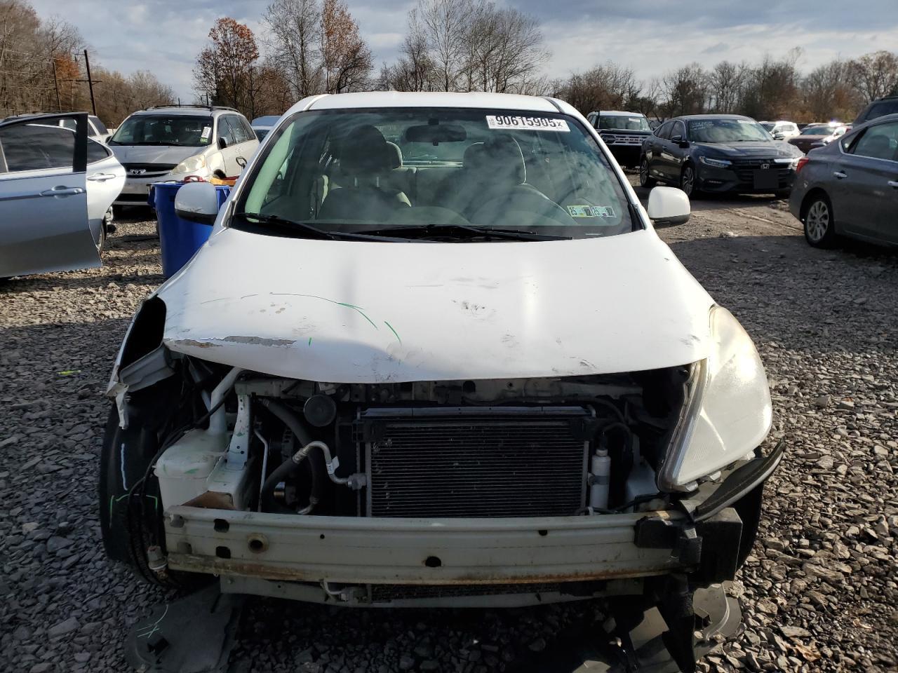 2013 Nissan Versa - zdjęcie 5