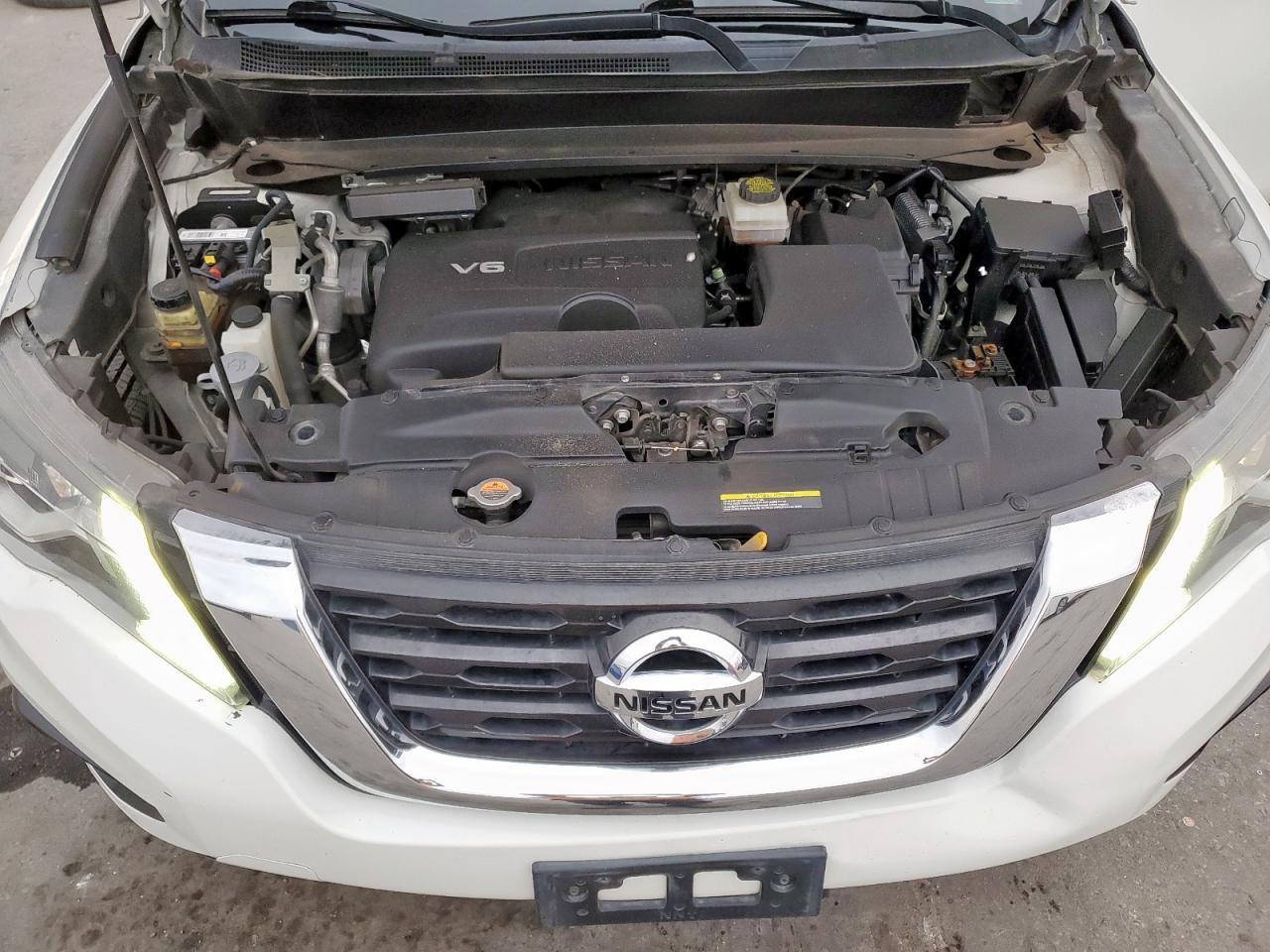 2018 Nissan Pathfinder S - zdjęcie 12